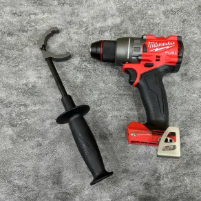 Máy khoan vặn vít Milwaukee M18 FDD3