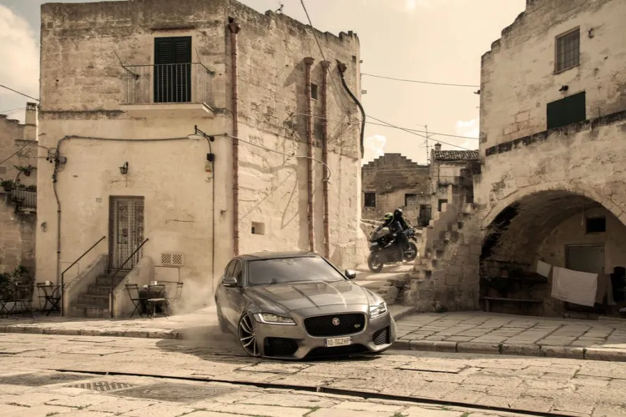 Jaguar xf 2021 - 7