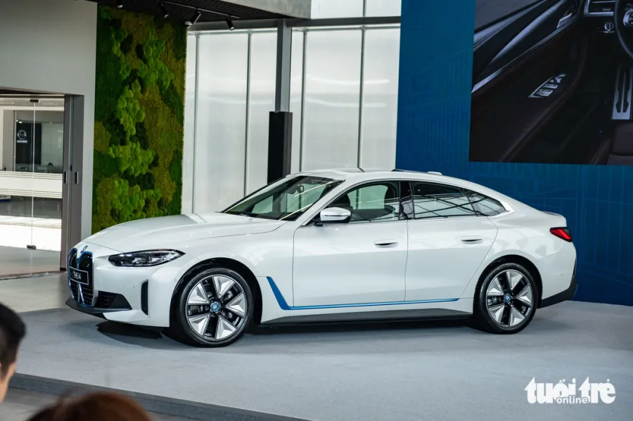 Bmw i4 2023 - 3