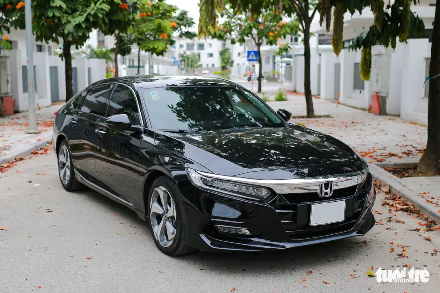 Honda accord 2022 - 1