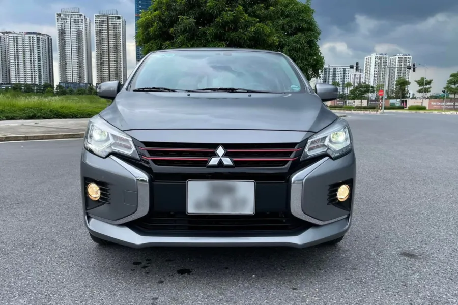 Mitsubishi attrage 2021 - 2