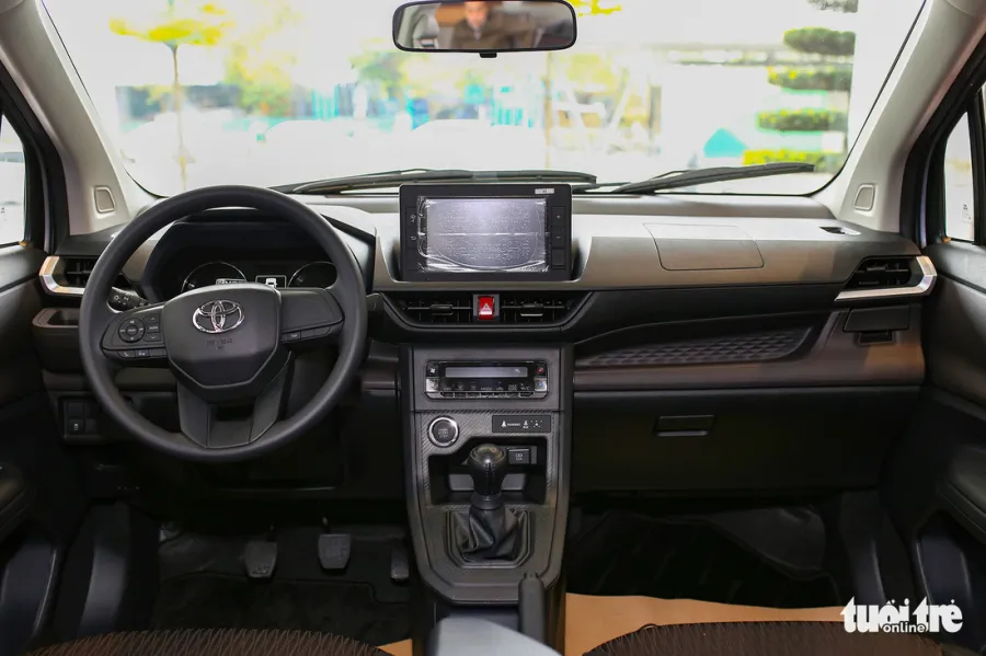 Toyota avanza premio 2022 - 8