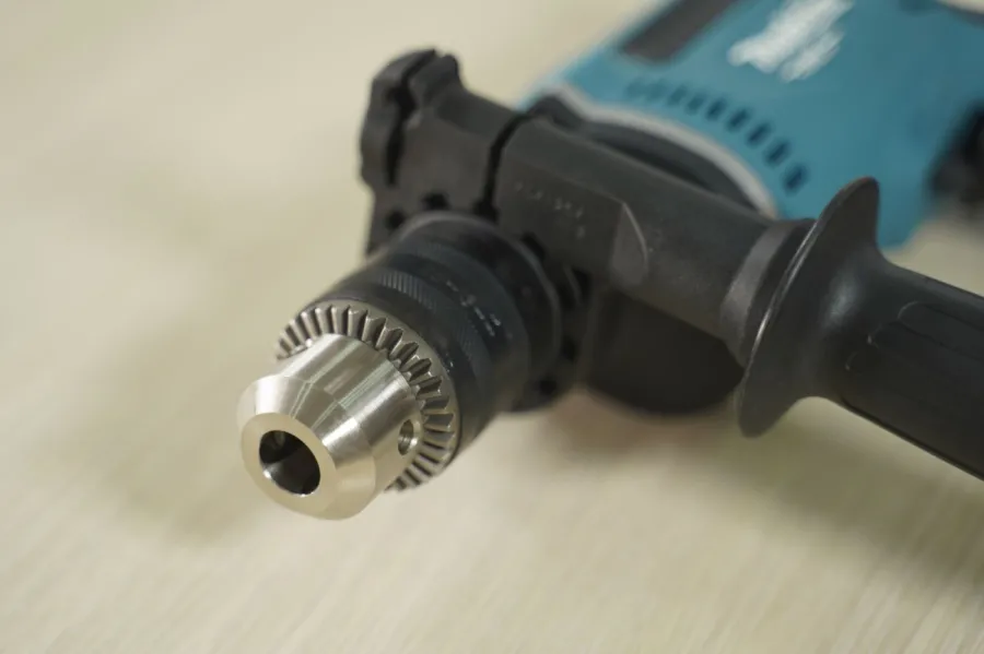 Máy khoan búa 26 phụ kiện makita m8103kx2b - 8