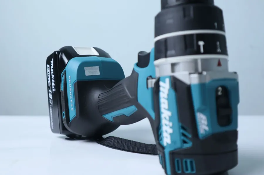 Máy khoan búa chạy pin makita dhp484rfe 18v - 3