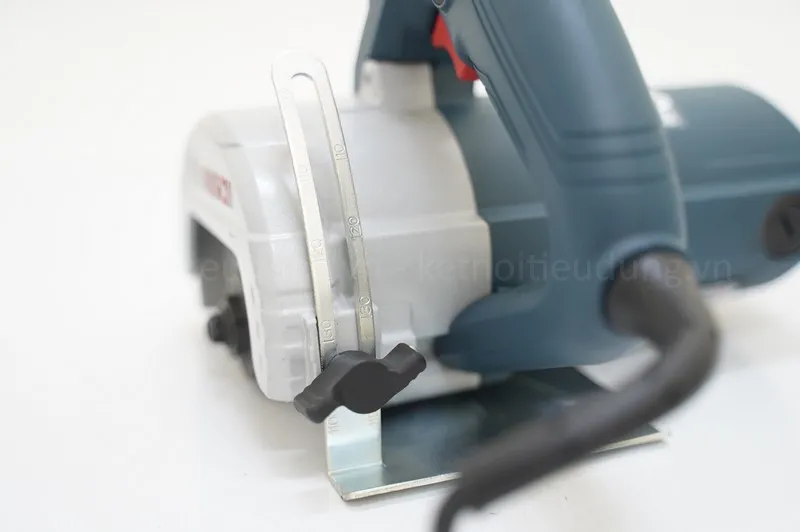 Máy cắt gạch bosch gdc 140 - 4