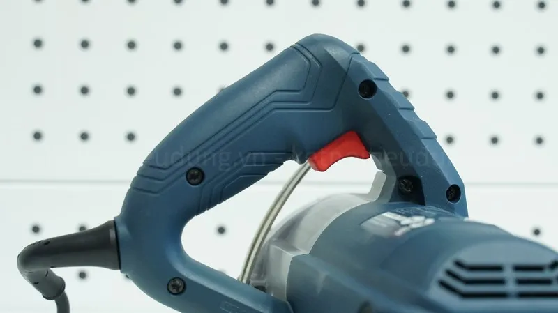 Máy cắt gạch bosch gdc 140 - 6