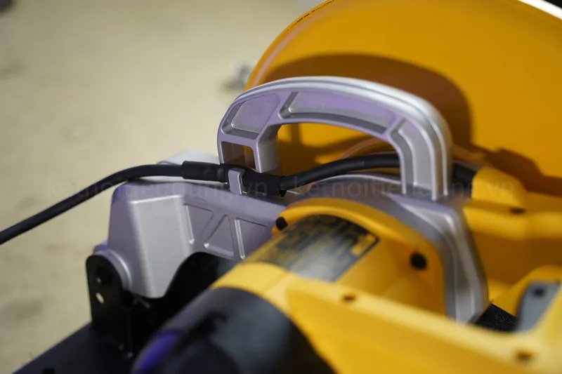 Máy cắt sắt dewalt d28730-b1 - 2