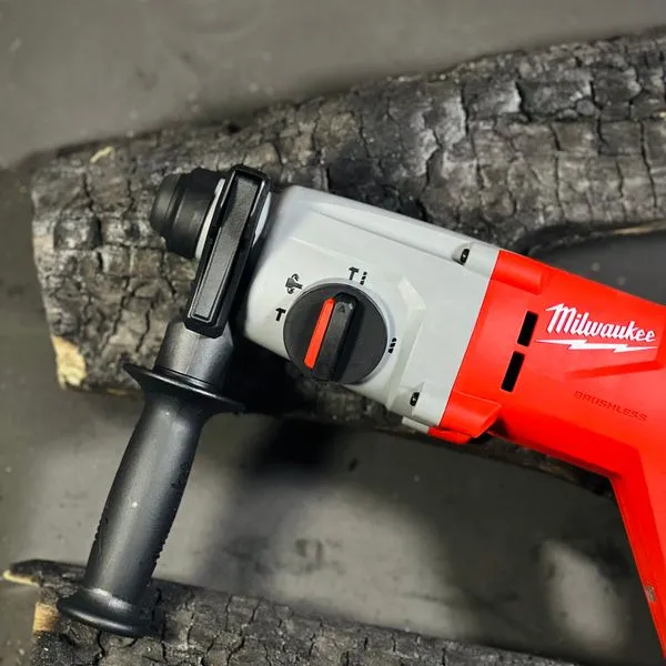 Combo máy khoan bê tông milwaukee m18 blhacd26 - 6