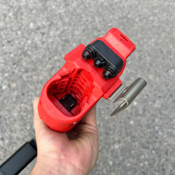 Máy rút rive dùng pin m12 milwaukee - 2