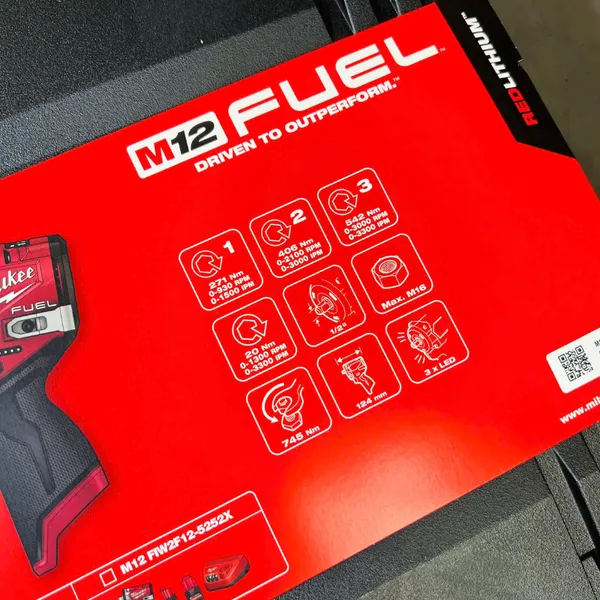 Máy siết bu lông 12 inch milwaukee m12 fiw2f12 - 2