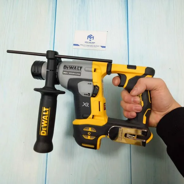 Máy khoan betong pin 172 20v dewalt dch172n-kr - 2